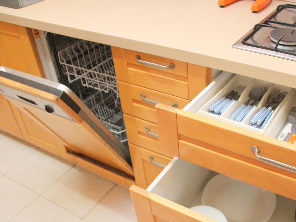 Kfar Saba View Apartment Номер фото