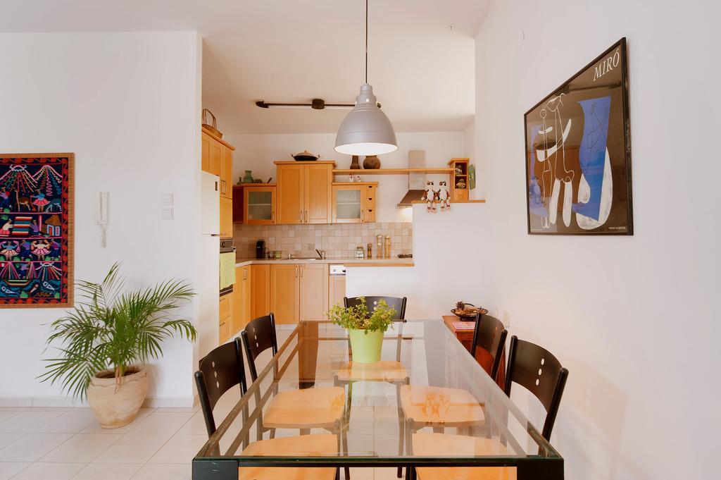 Kfar Saba View Apartment Номер фото